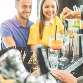 Your Guide to the Perfect Cocktail Making Experience