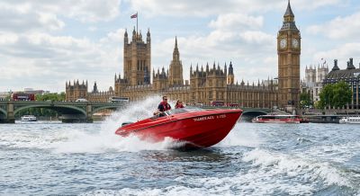 Speedboat ride on the River Thames