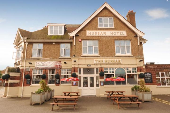 Traditional Seaside Escape for Two