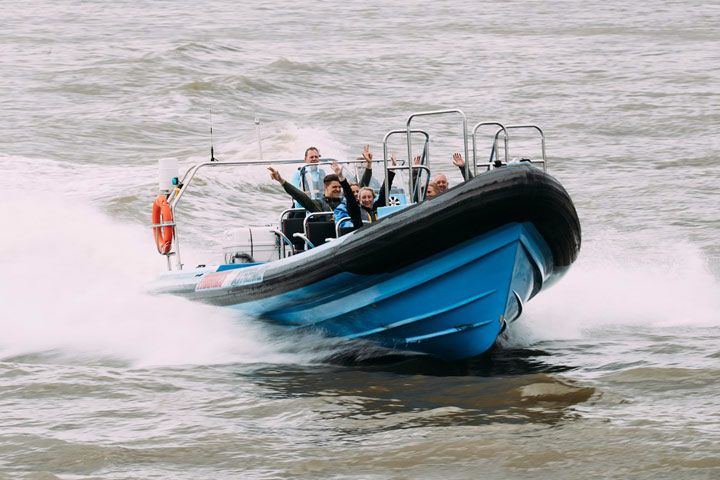 London Overnight Stay with Thames RIB Speedboat Experience