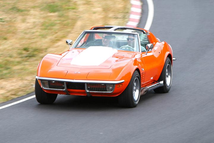 Corvette Stingray Race Car Blast