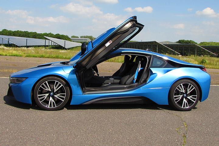 Electric Supercar Blast