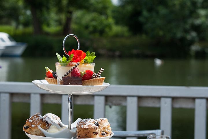 Oxford Afternoon Tea River Cruise for Two