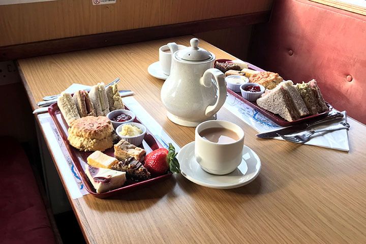 Yorkshire Afternoon Tea Cruise with Prosecco for Two