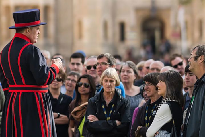 Entrance to Tower of London & 2 Course Meal at The Shakedown for 2