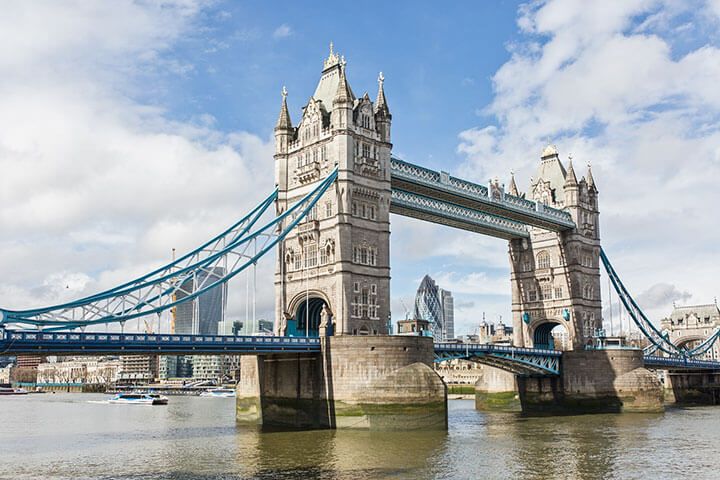 Entrance to Tower Bridge & 3 Course Meal at The Shakedown for Two