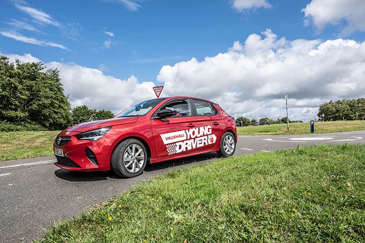 60 Minute Young Drivers Driving Lesson