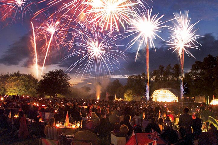 Outdoor Proms Concert for Two with a Bottle of Bubbly