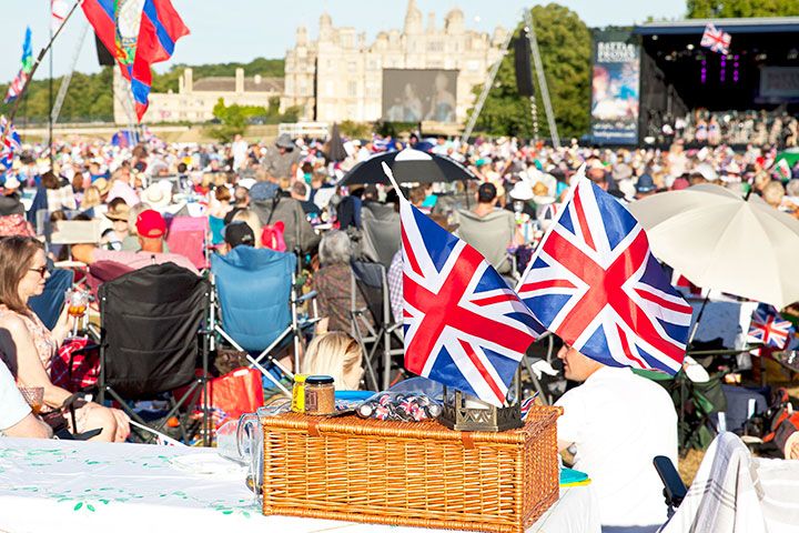 Deluxe Picnic at the Proms for Two