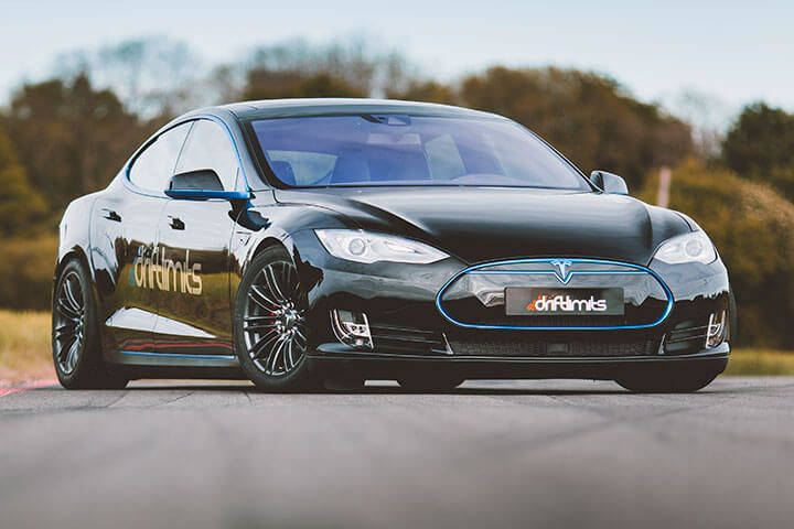 Tesla Model S P90D Thrill Experience - 12 laps