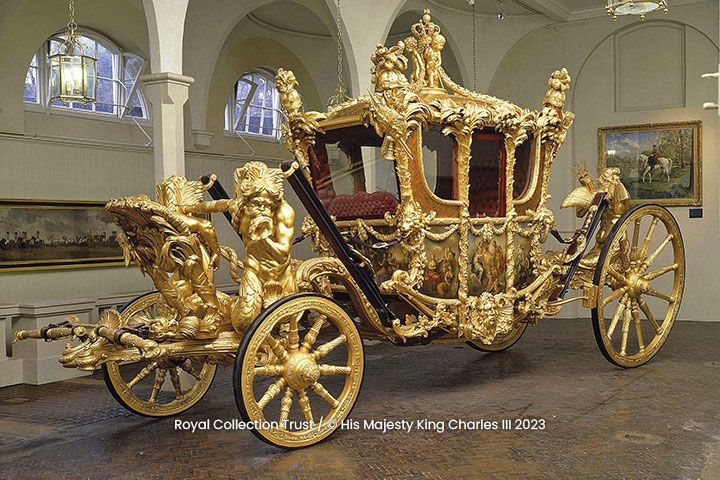 Entrance to The Royal Mews & Lunch at The Royal Horseguards Hotel for Two