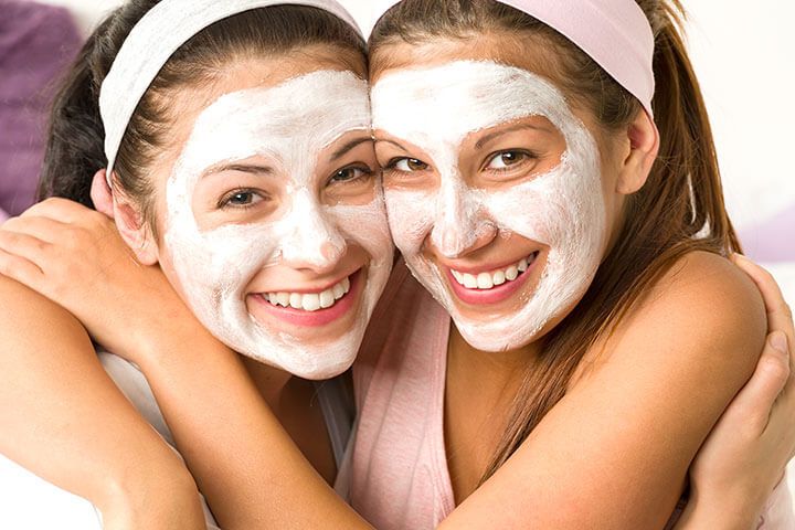 Soothing Facial Pamper for Two at The Dolls London