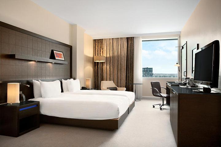 4 Star Overnight Stay & Theatre Package for Two