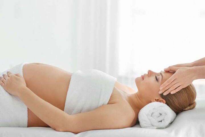 Mum-to-Be Pamper Treat for one at Natural Light