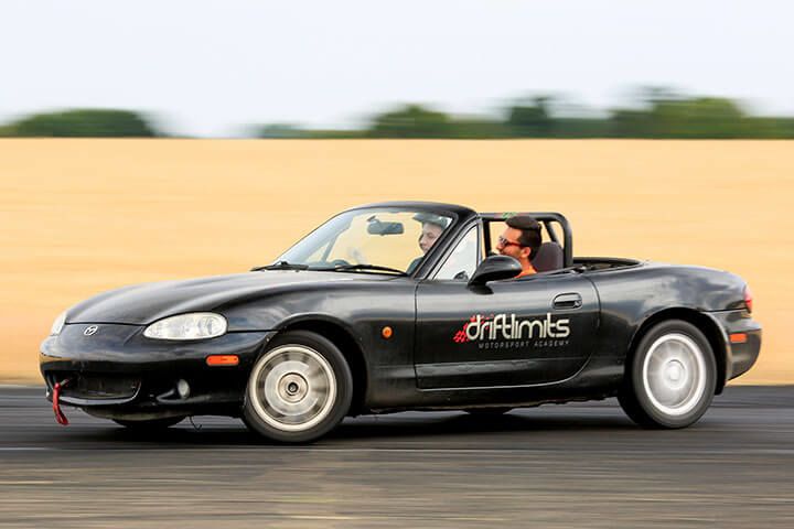 36 Lap Drifting Experience Mazda MX5 vs BMW