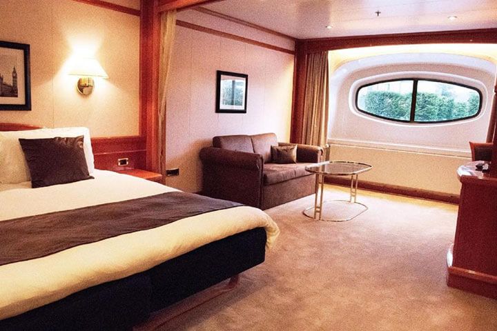 Luxury Yacht Overnight Stay and Afternoon Tea on the Sunborn 