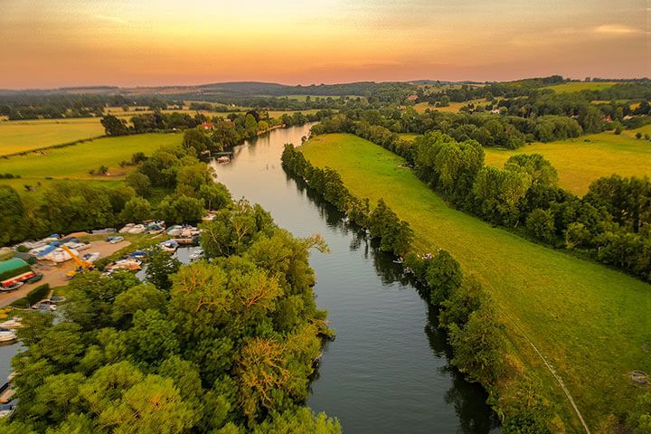 Wild Pig Hot Air Balloon Flight with Champagne - Anyday for One Person