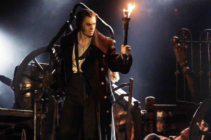 Les Misérables Theatre Tickets & Overnight Stay for Two