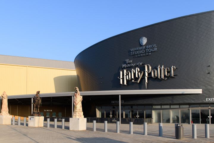 Warner Bros. Studio Tour for Two & Afternoon Tea at Shendish Manor