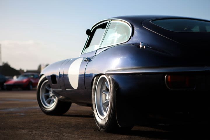 Jaguar E Type Blast
