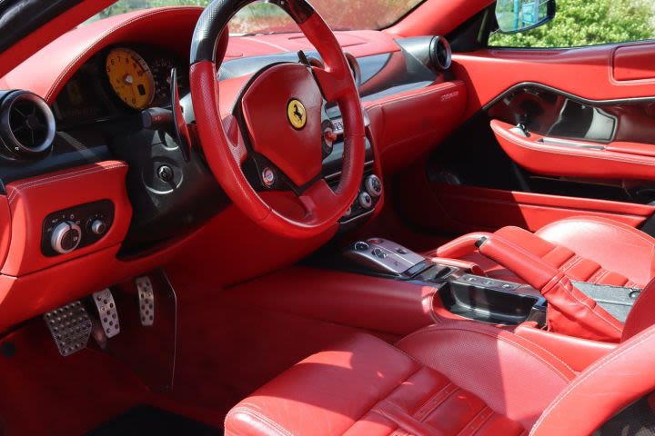 Ultimate Ferrari Vs Lamborghini Driving Blast
