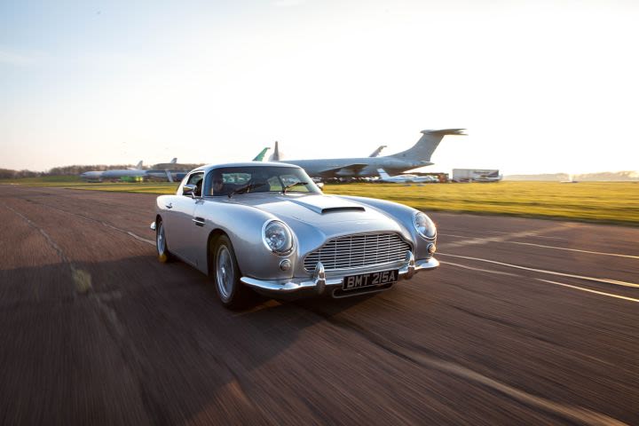 Jaguar E Type Vs DB5 Thrill