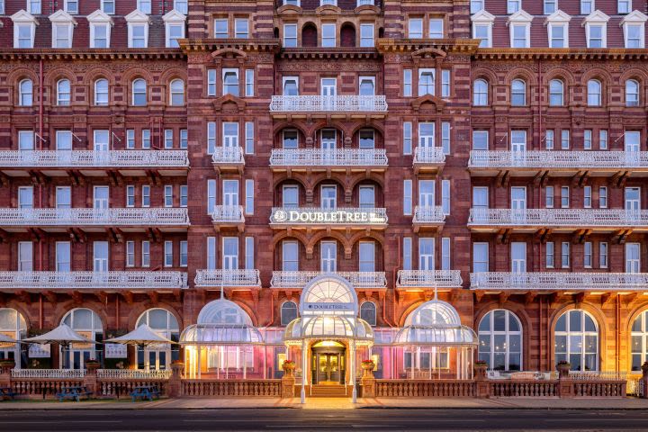 British Airways i360 & Sparkling Tea at Hilton Brighton Metropole for Two