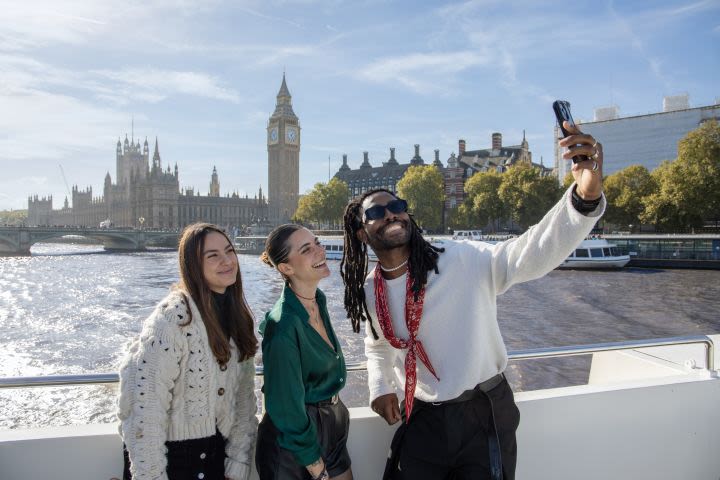 Royal Museum Greenwich Day pass and Hop on Hop off Boat for Two