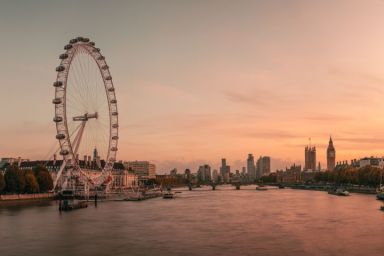 Entrance to the London Eye & 2 course meal at Las Iguanas for Two