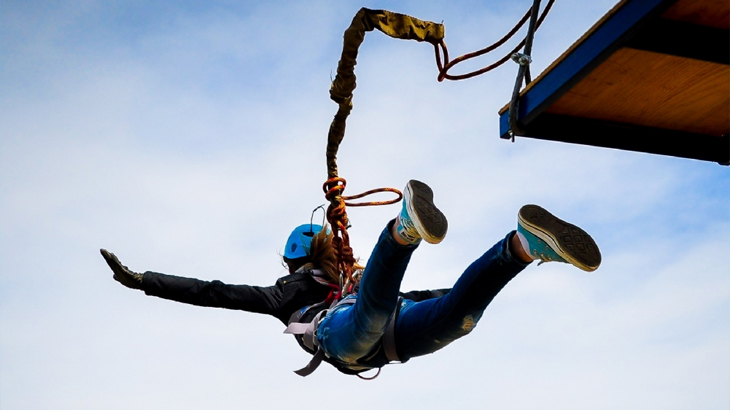 Bungee Jumping
