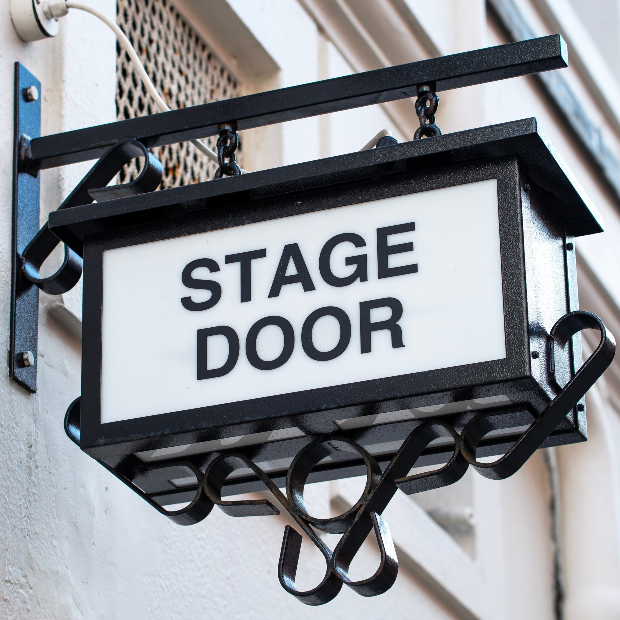 Your Guide to the 7 Best Theatre Shows London Has to Offer in 2025